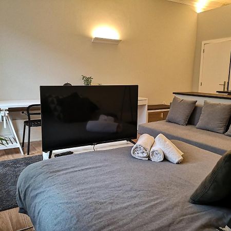 Baixa24 •P1R• Brand New Apt In The Historic Center Porto Luaran gambar