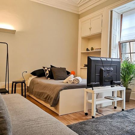 Baixa24 •P1R• Brand New Apt In The Historic Center Porto Luaran gambar