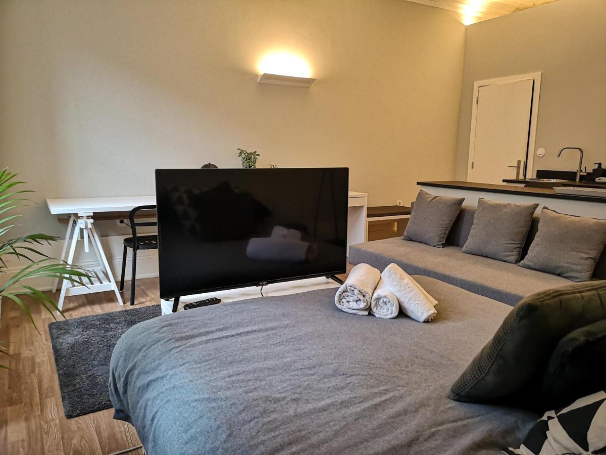 Baixa24 •P1R• Brand New Apt In The Historic Center Porto Luaran gambar