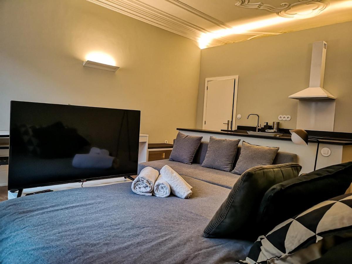 Baixa24 •P1R• Brand New Apt In The Historic Center Porto Luaran gambar
